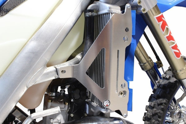 AXP alumínium radiátor őr - TM AX1535