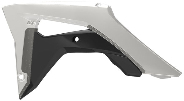 A rendõrség radiátora takarja a tiszta Honda CRF450R 8414800005 -et