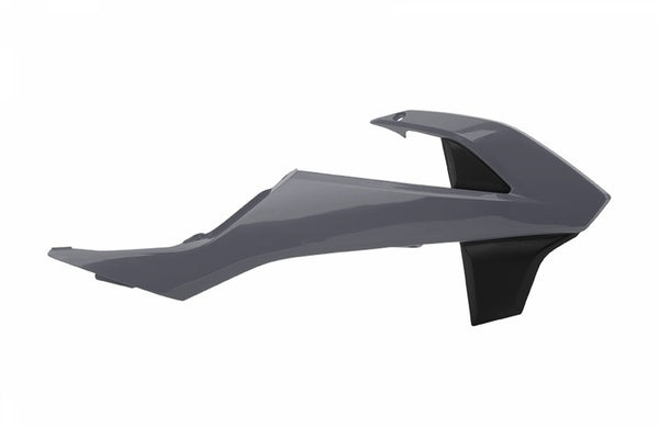 A rendőrport -radiátor a Nardo Grey 8417800009 -es borítóit fedezi