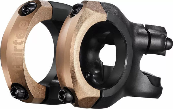 E*Tizenhárom szár 50 mm hosszú és BRZ ST1UPA-107