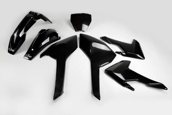 Ufo műanyag készlet fekete husqvarna hukit616@001