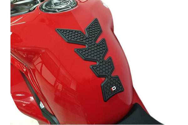 Tartálypárna gumiabroncs/fekete